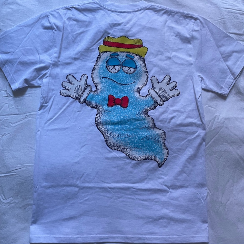 KAWS x Monsters Boo-Berry t-shirt collab with General Mills - Picture 2 of 6